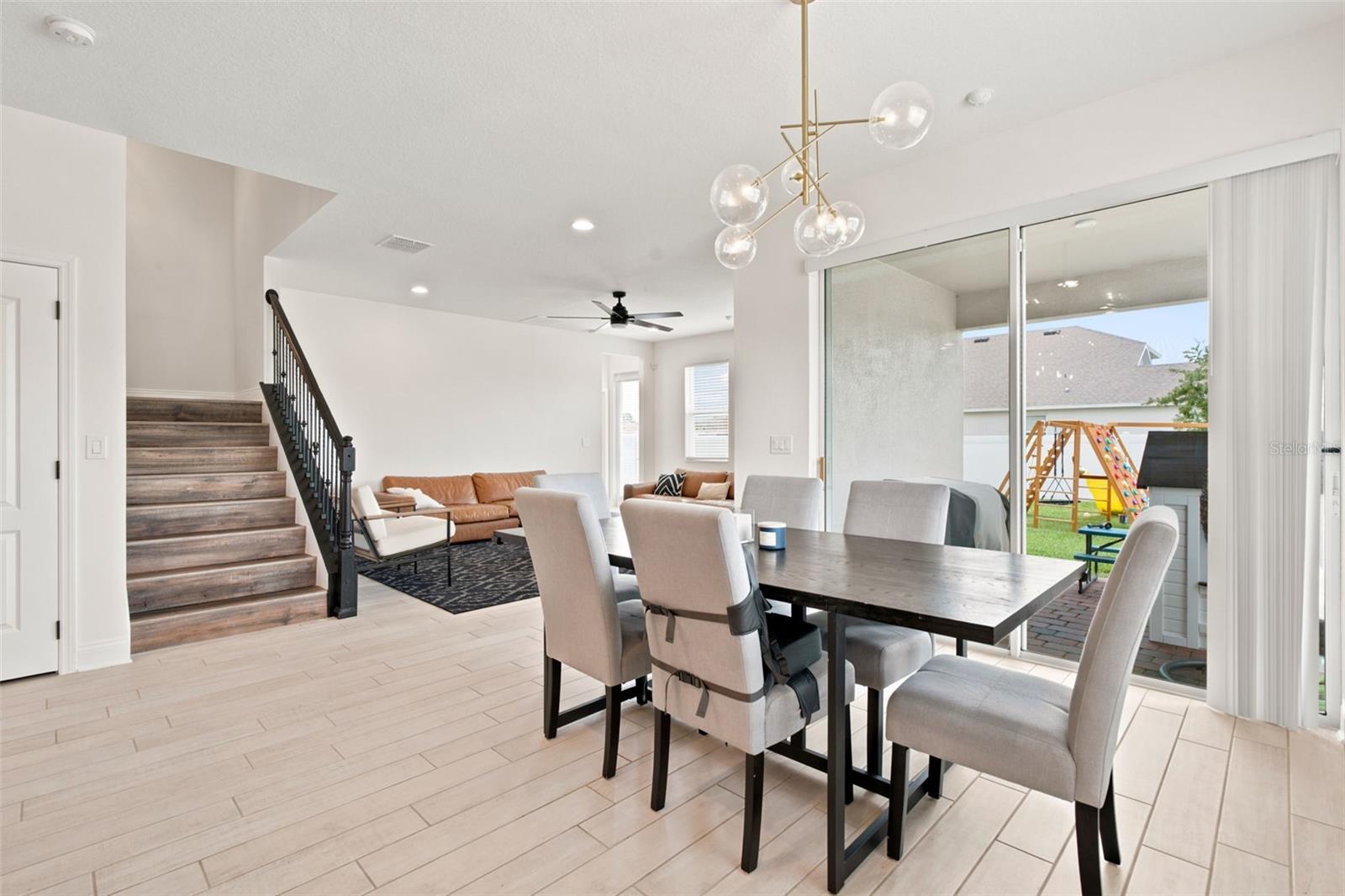 700 ALBYON CT