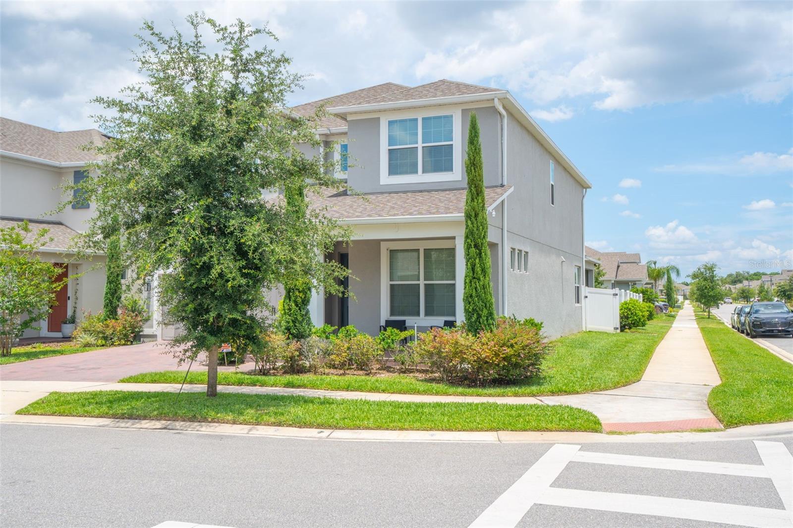 700 ALBYON CT
