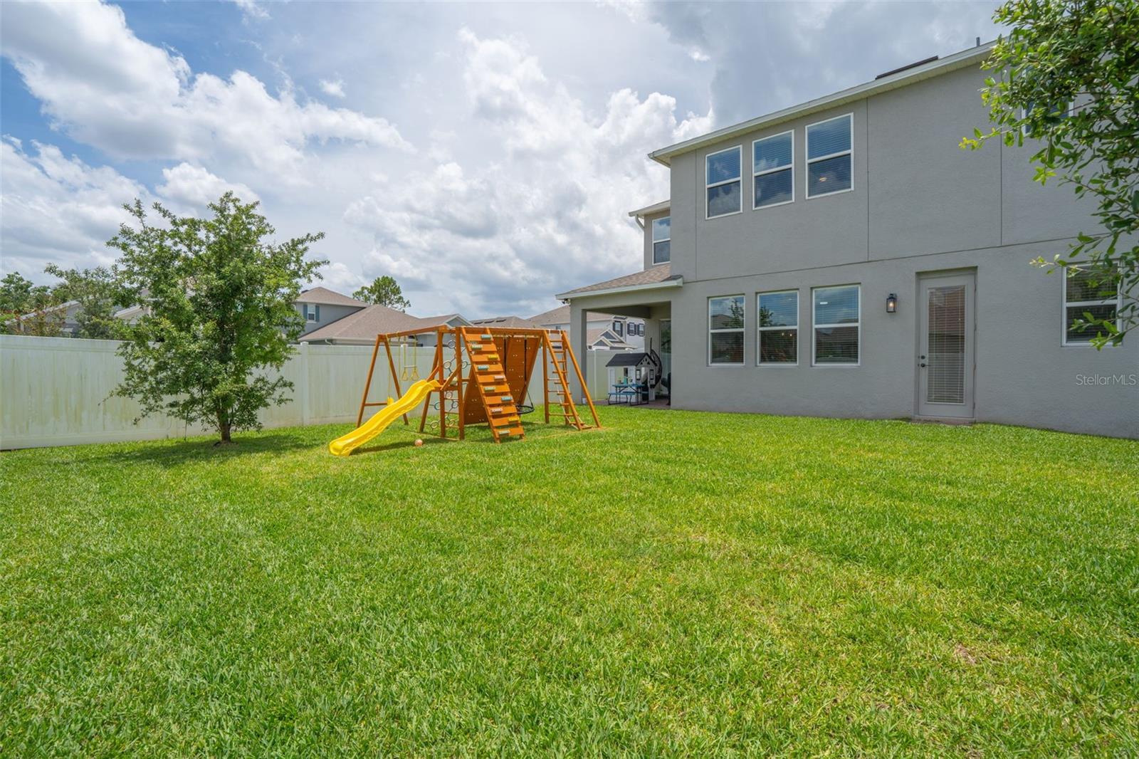 700 ALBYON CT