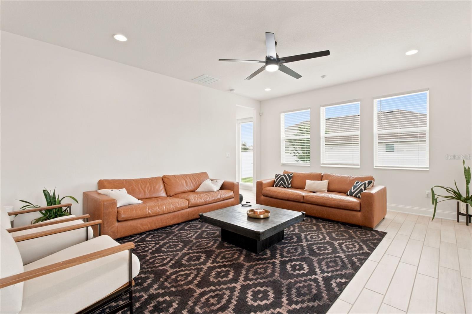 700 ALBYON CT