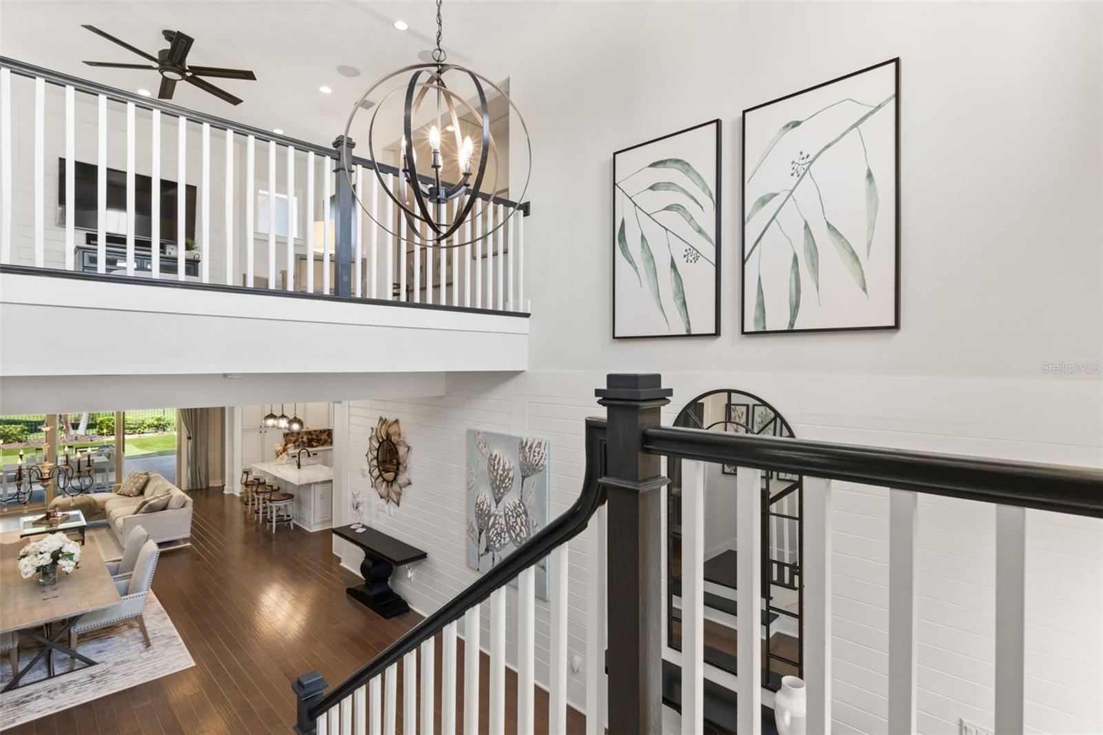 8836 LAKESHORE POINTE DR