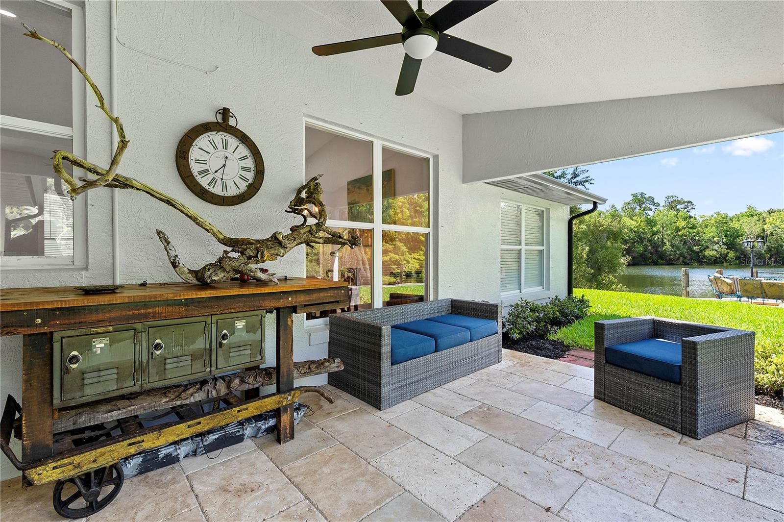 427 PENDREY DRIVE