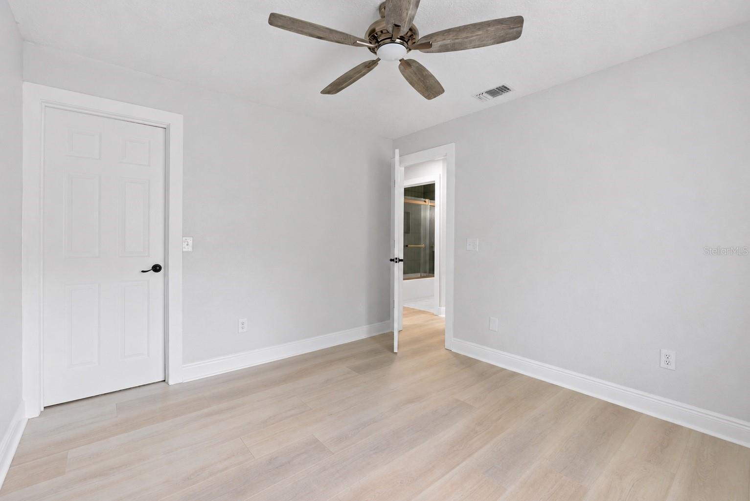 427 PENDREY DRIVE