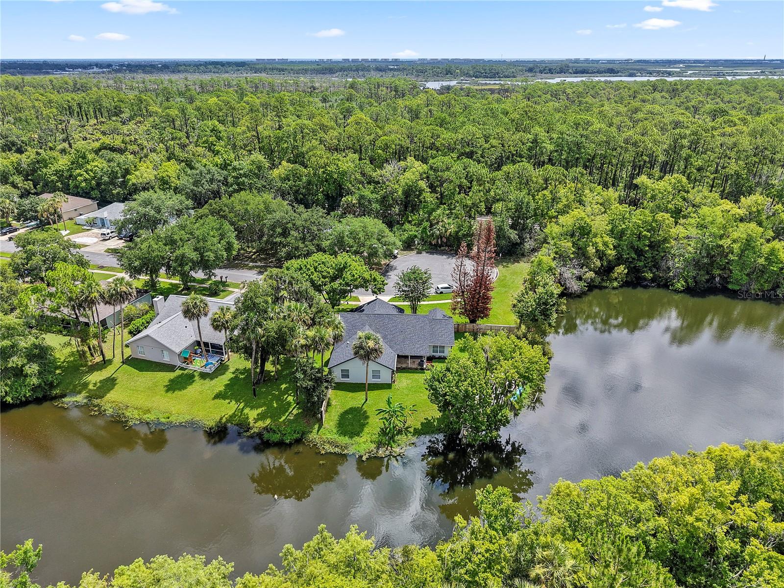 427 PENDREY DRIVE