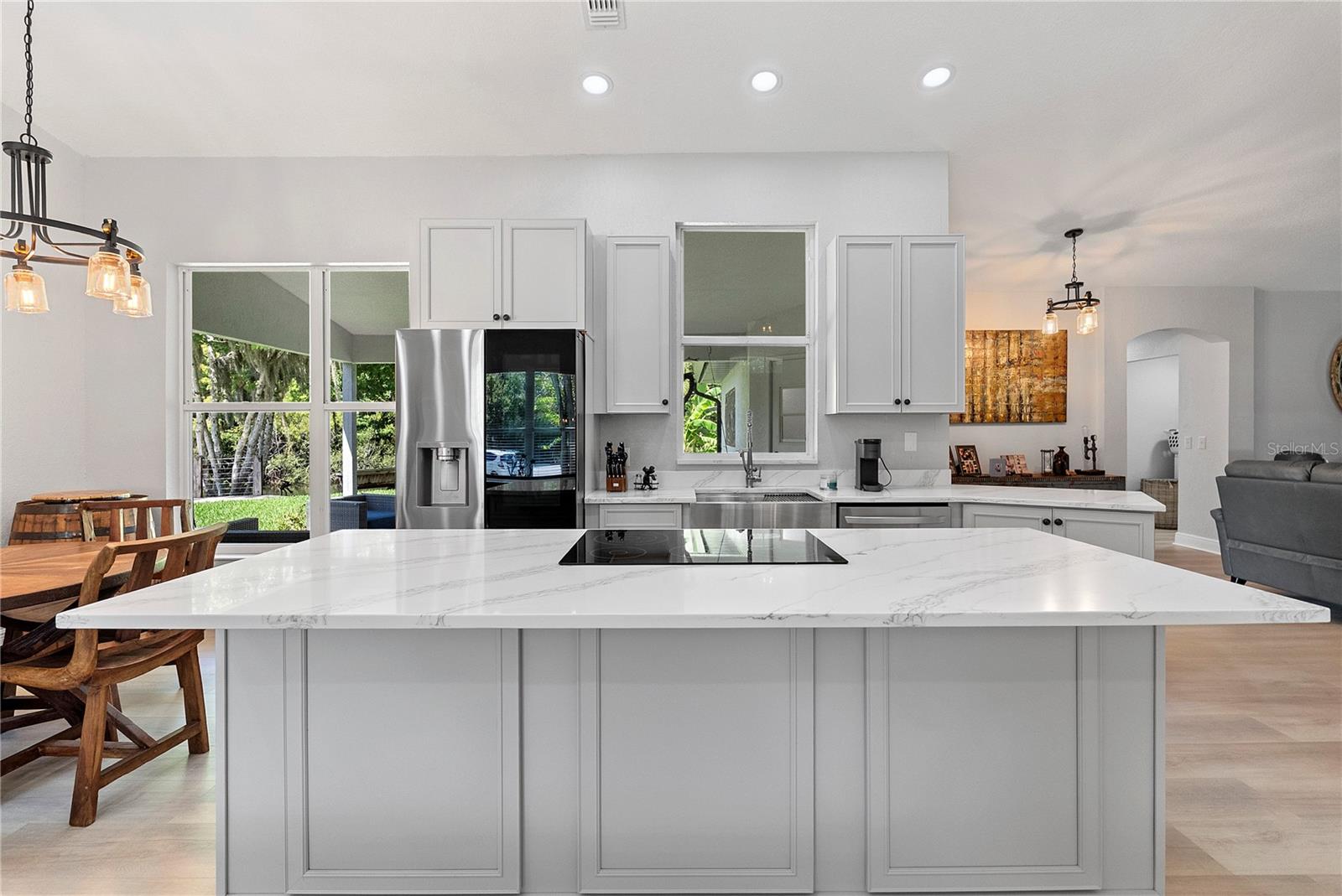 427 PENDREY DRIVE