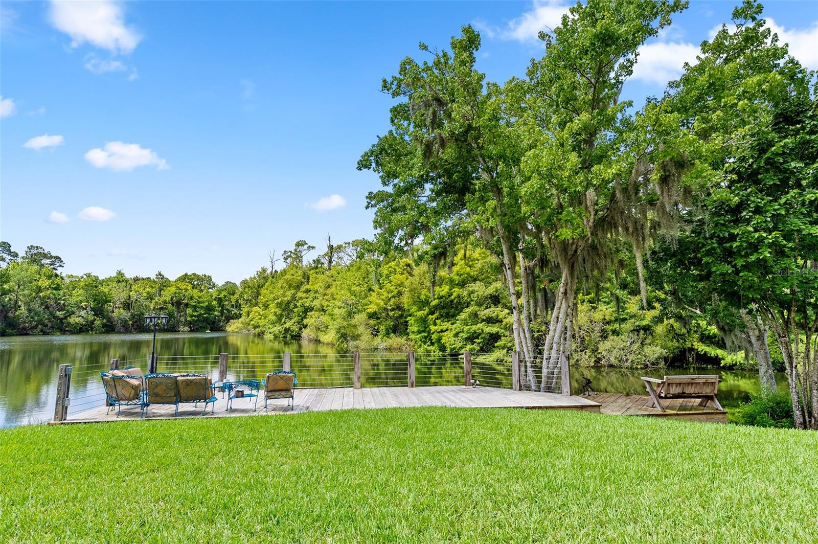 427 PENDREY DRIVE