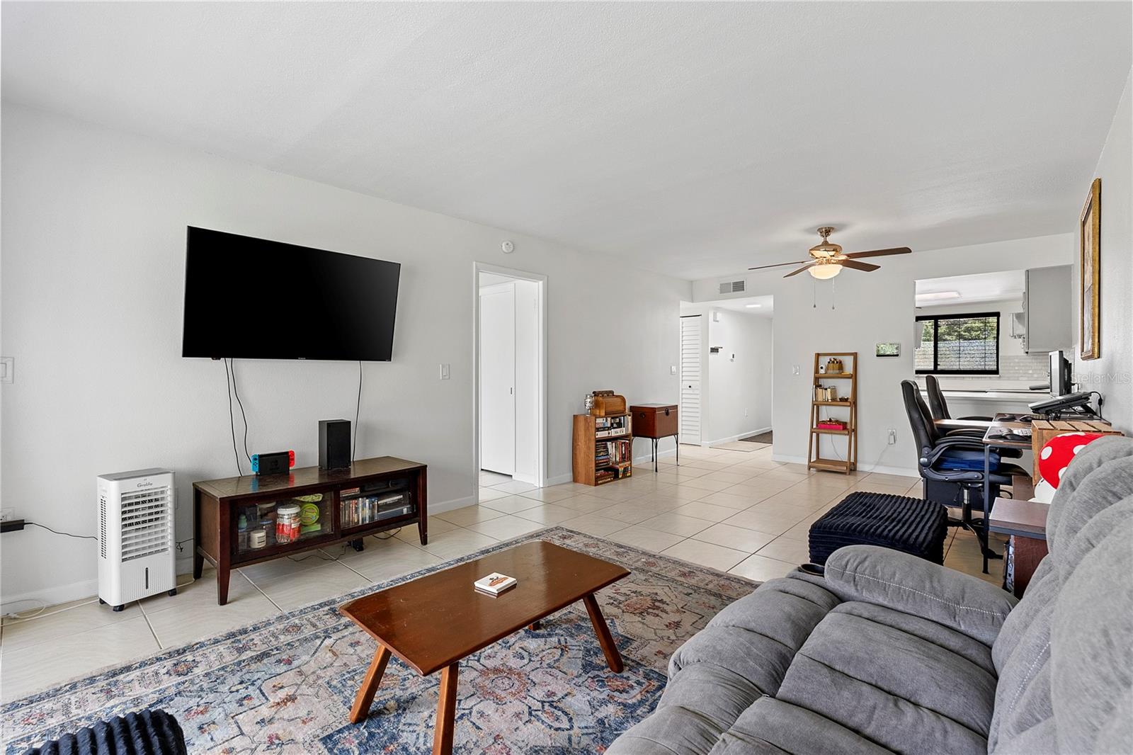 1036 BONAIRE DR #2834