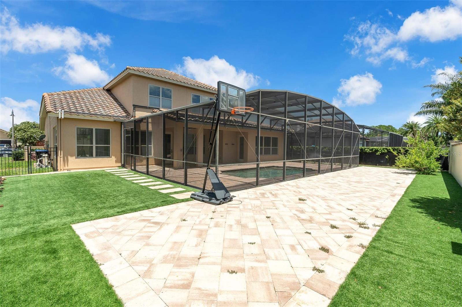 7231 SANGALLA DR