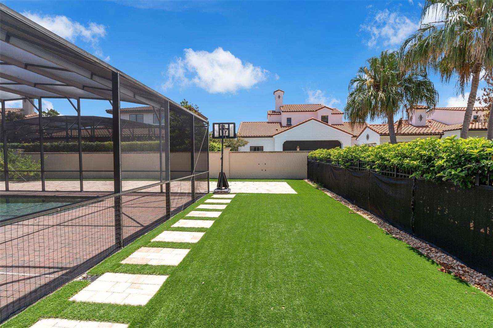 7231 SANGALLA DR
