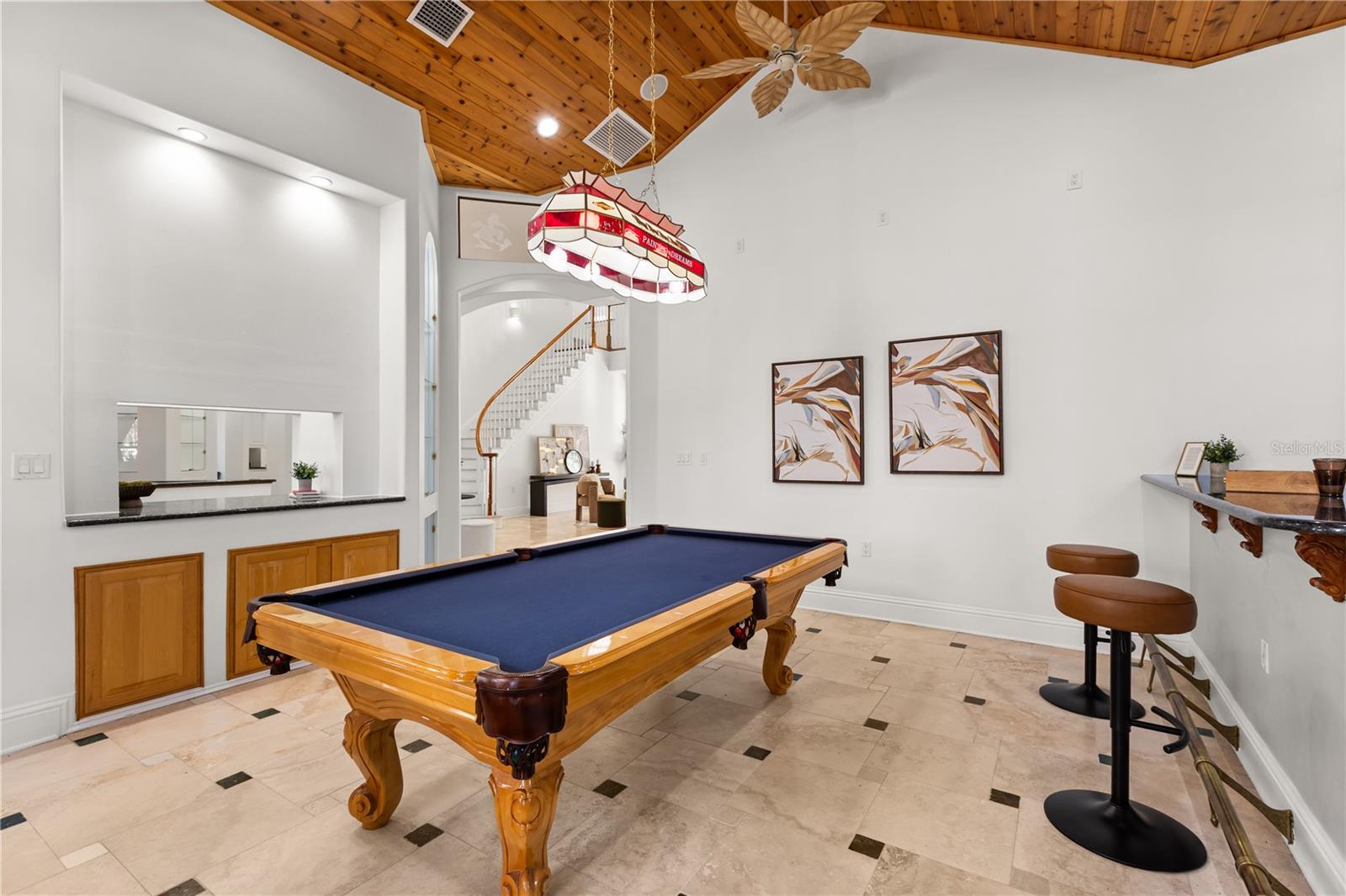 1501 LAKE MARKHAM RD
