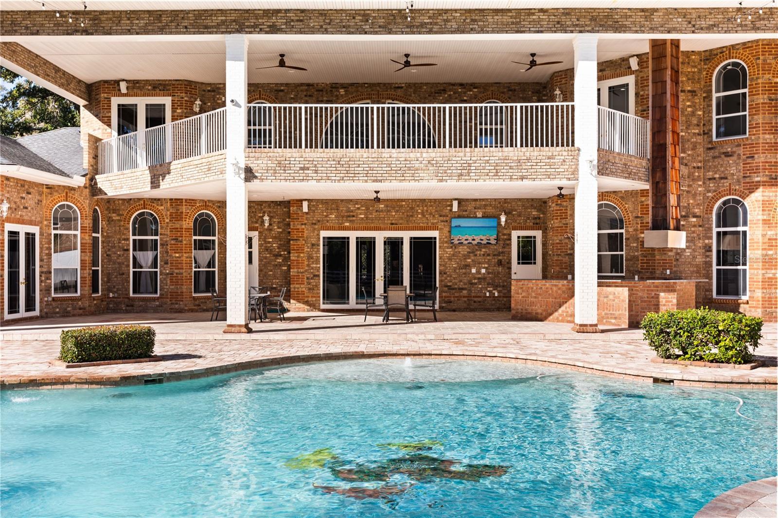 1501 LAKE MARKHAM RD
