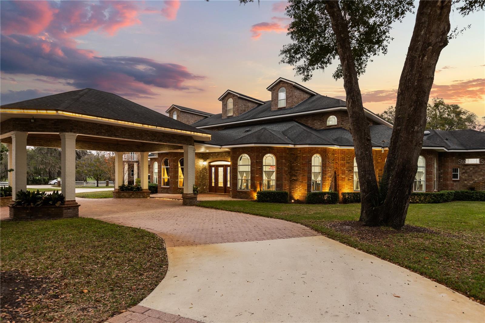 1501 LAKE MARKHAM RD