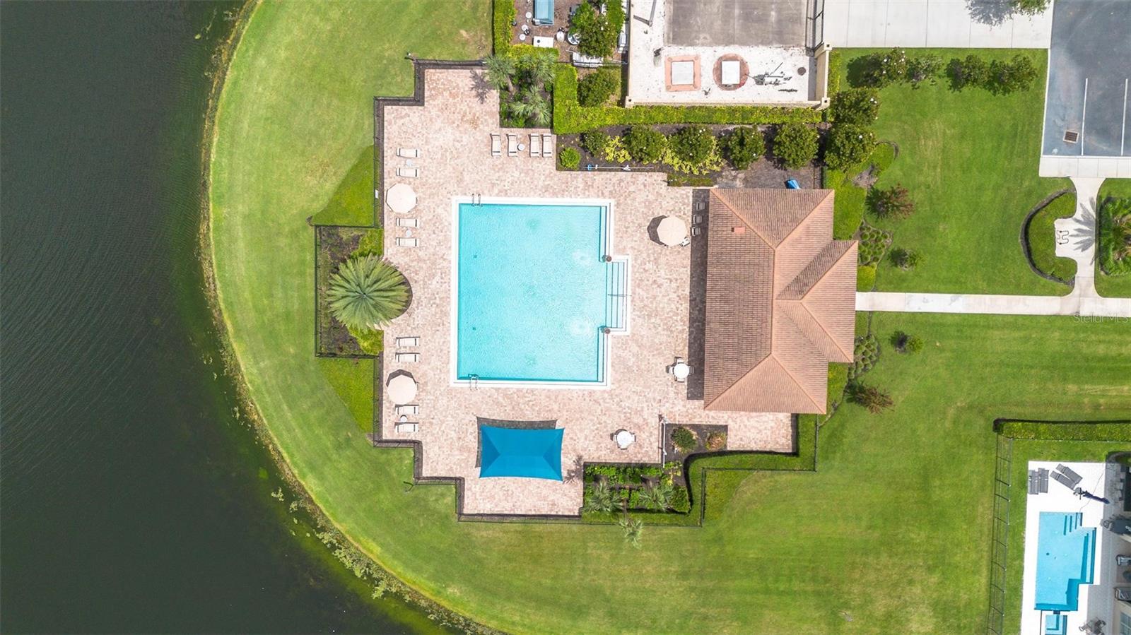 9270 ROYAL ESTATES BLVD