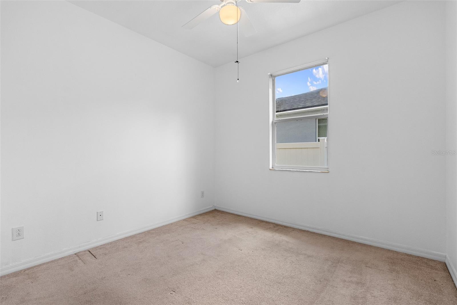 2336 CROSSTON CIR