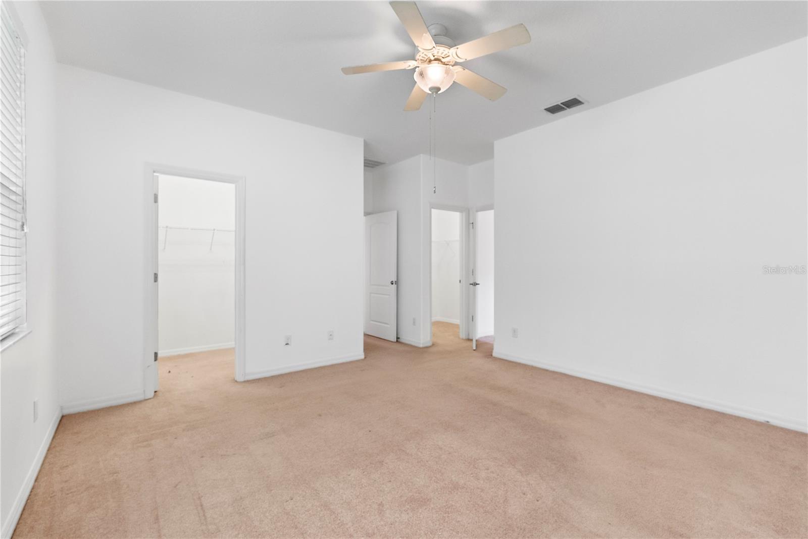 2336 CROSSTON CIR