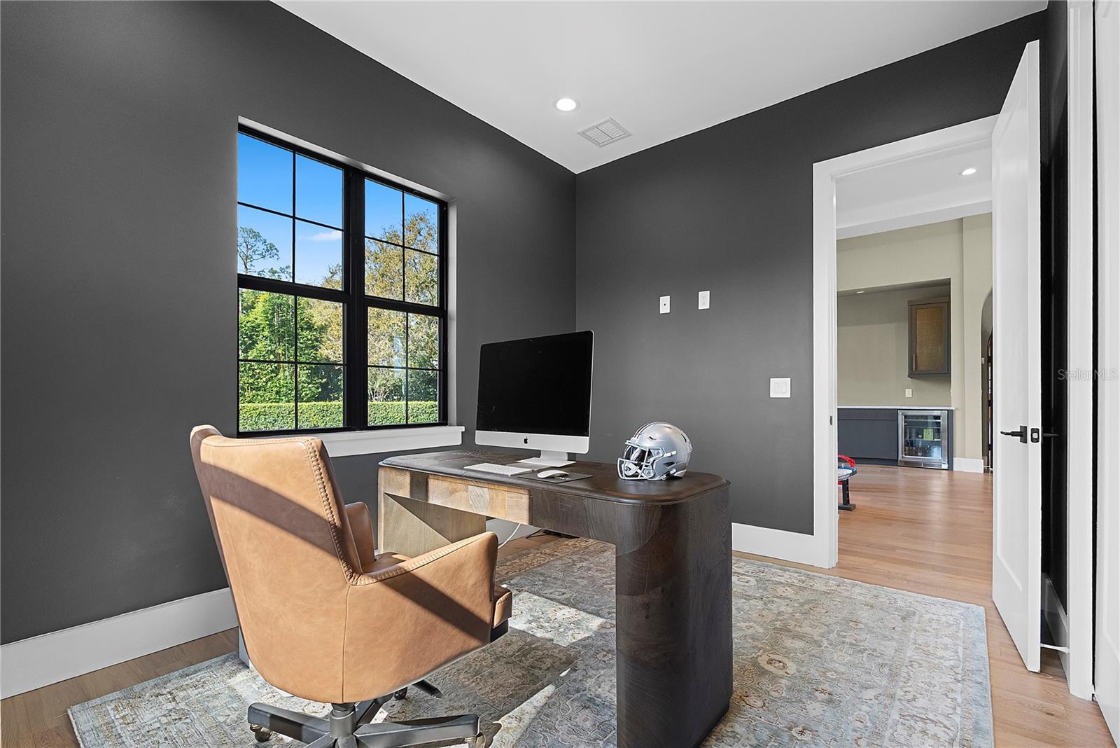 320 EVANSDALE RD