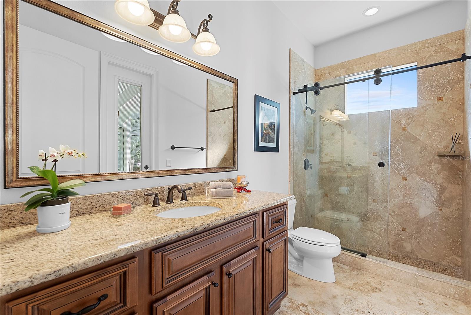 438 HARBOUR OAKS POINTE DR