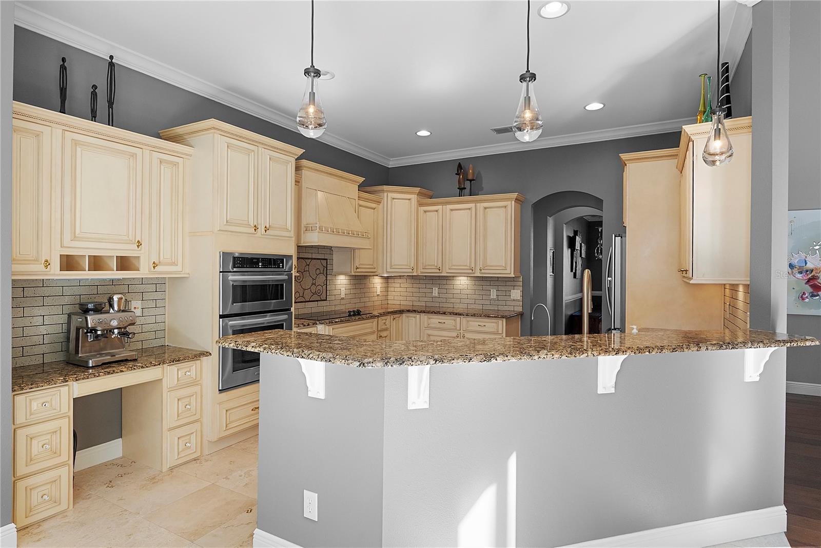 438 HARBOUR OAKS POINTE DR