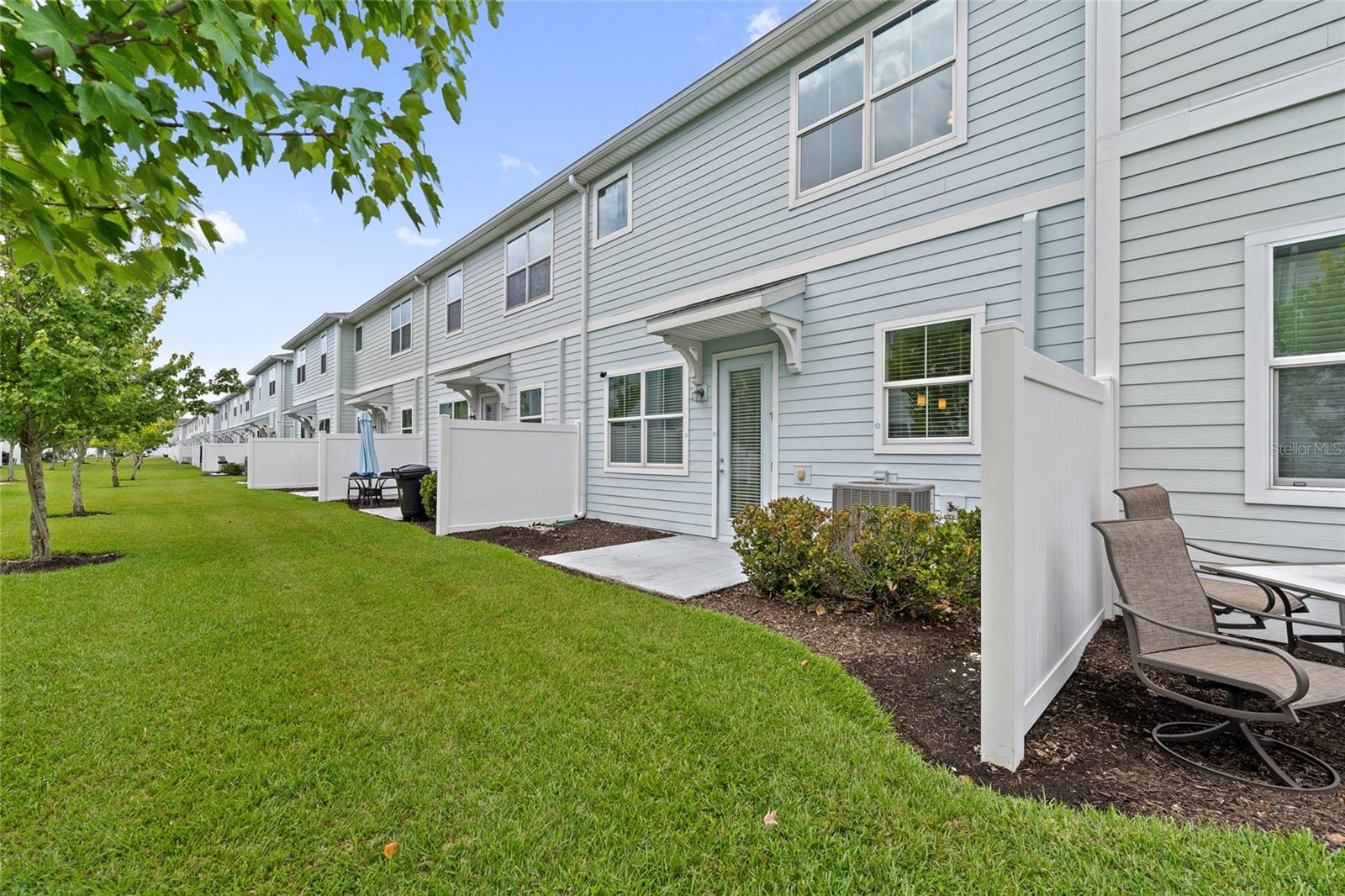 2935 THEME ST