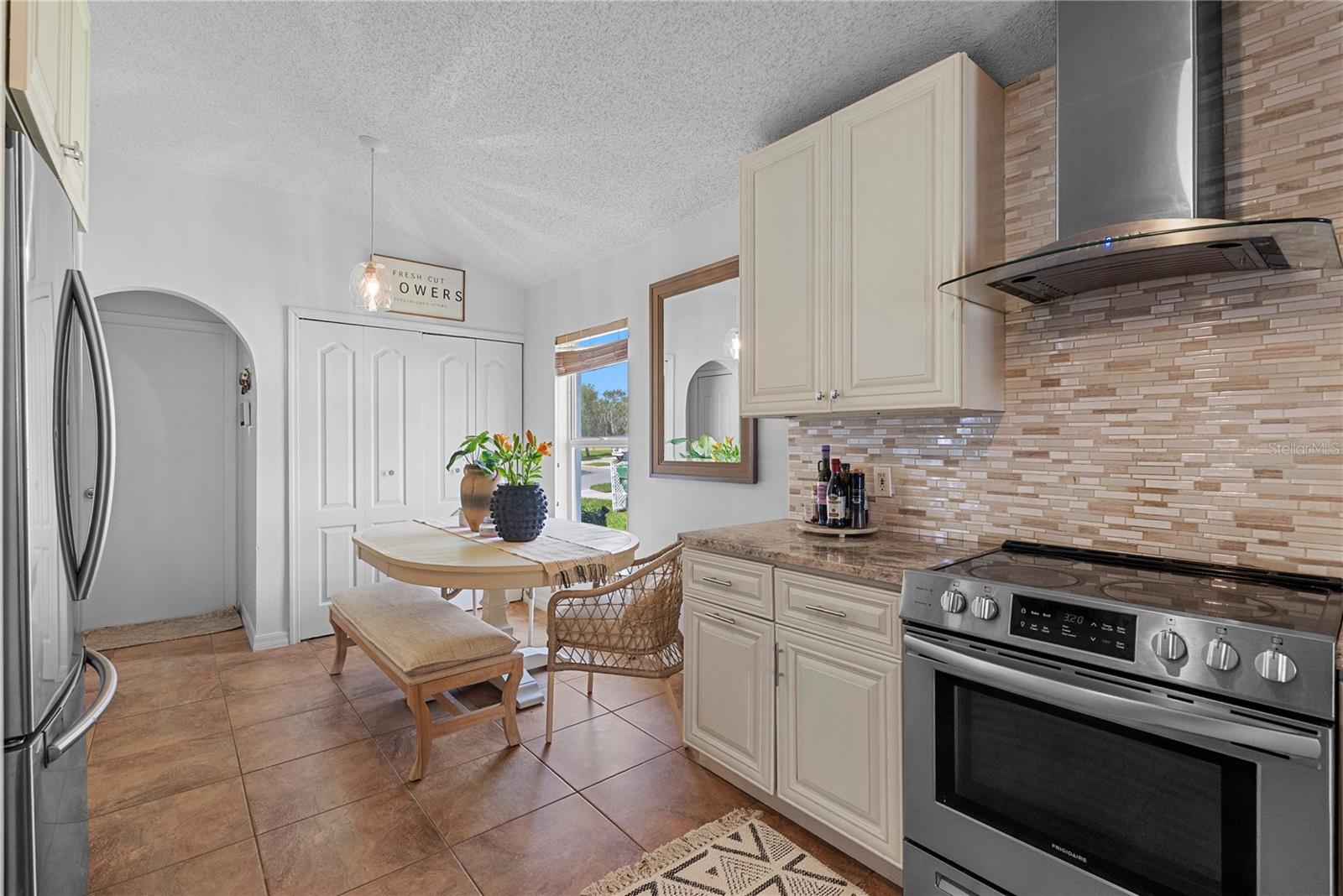 234 GRAND ROYAL CIR
