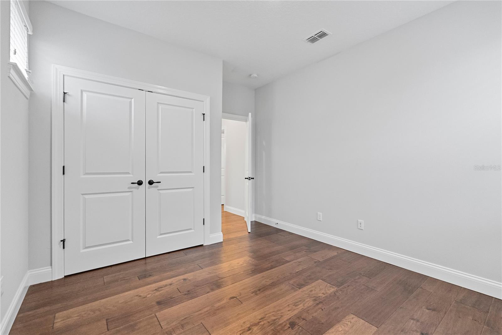 835 W CANTON AVE