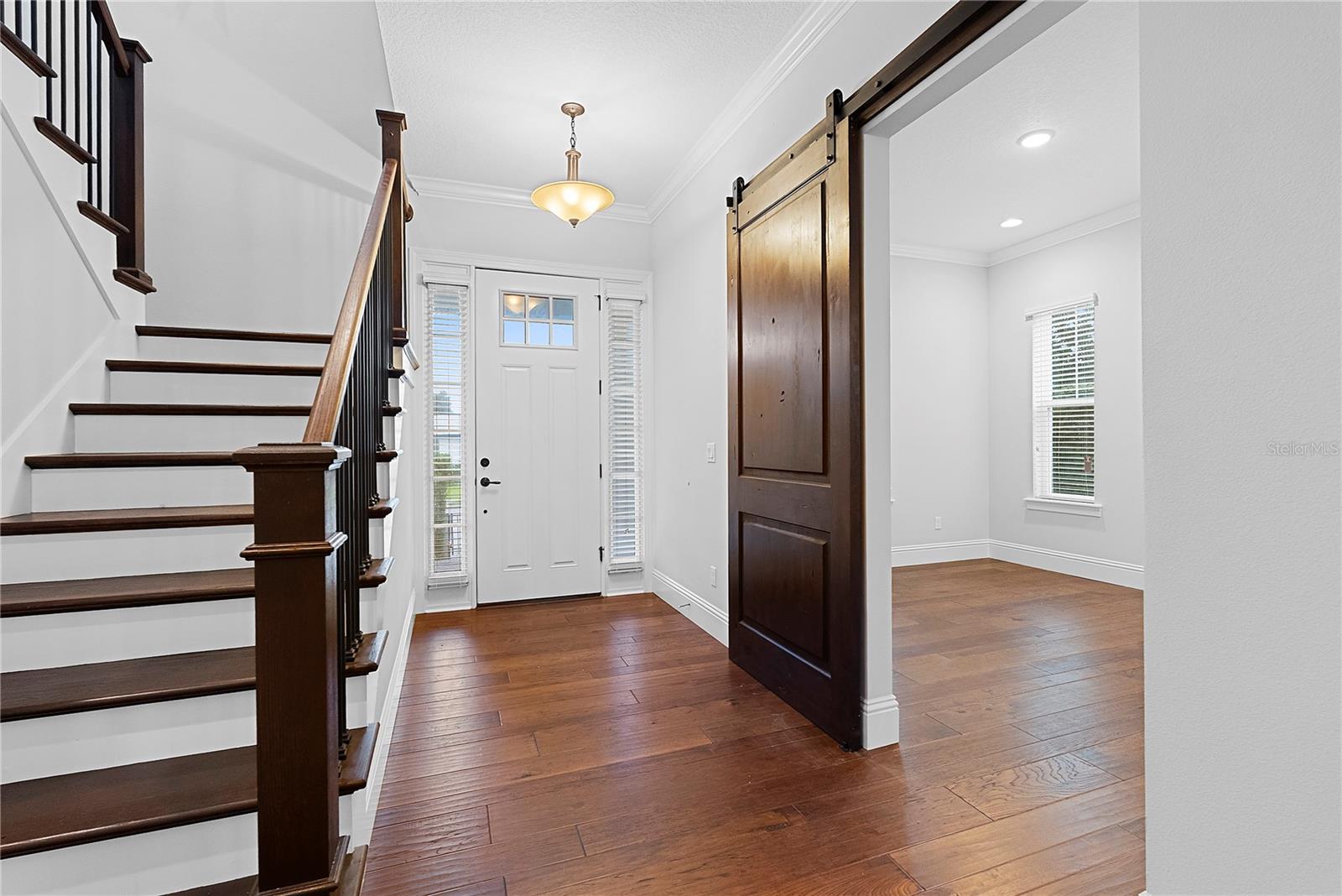 835 W CANTON AVE