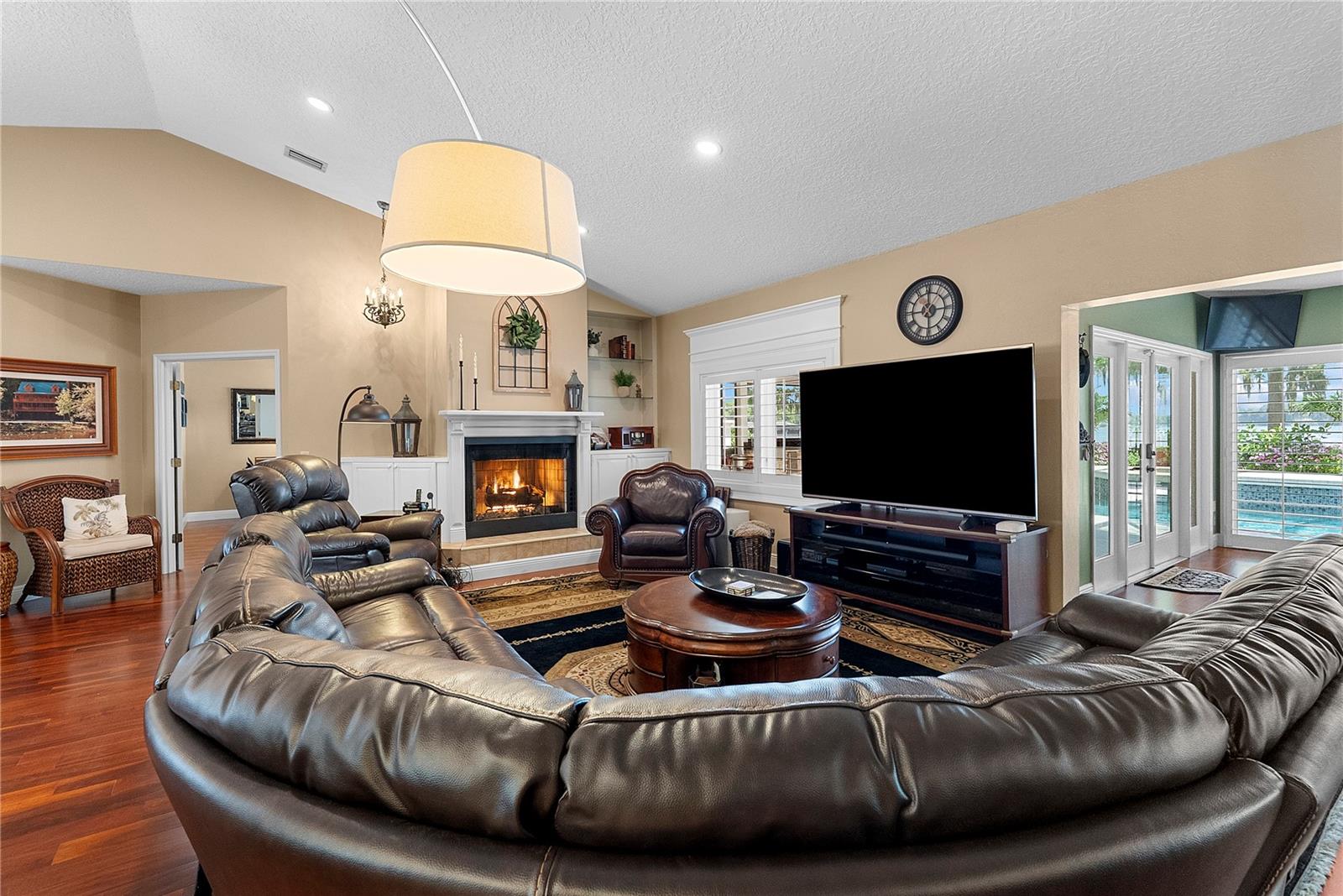 2622 LAKE HOWELL LN