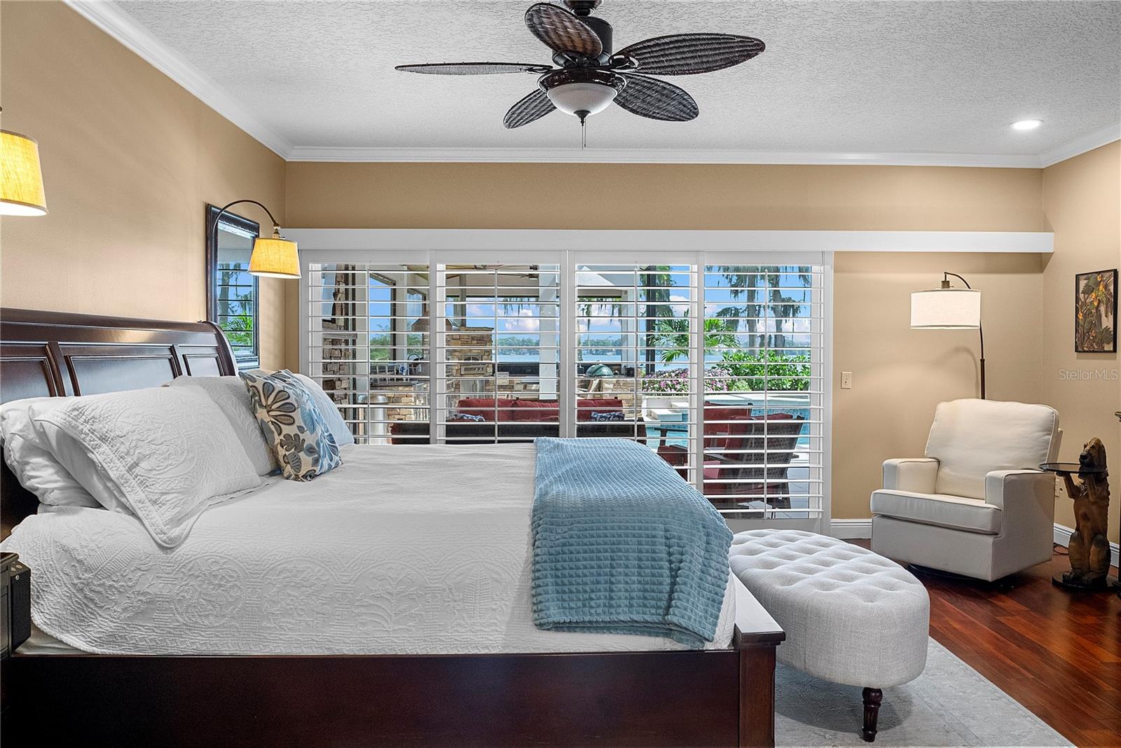 2622 LAKE HOWELL LN