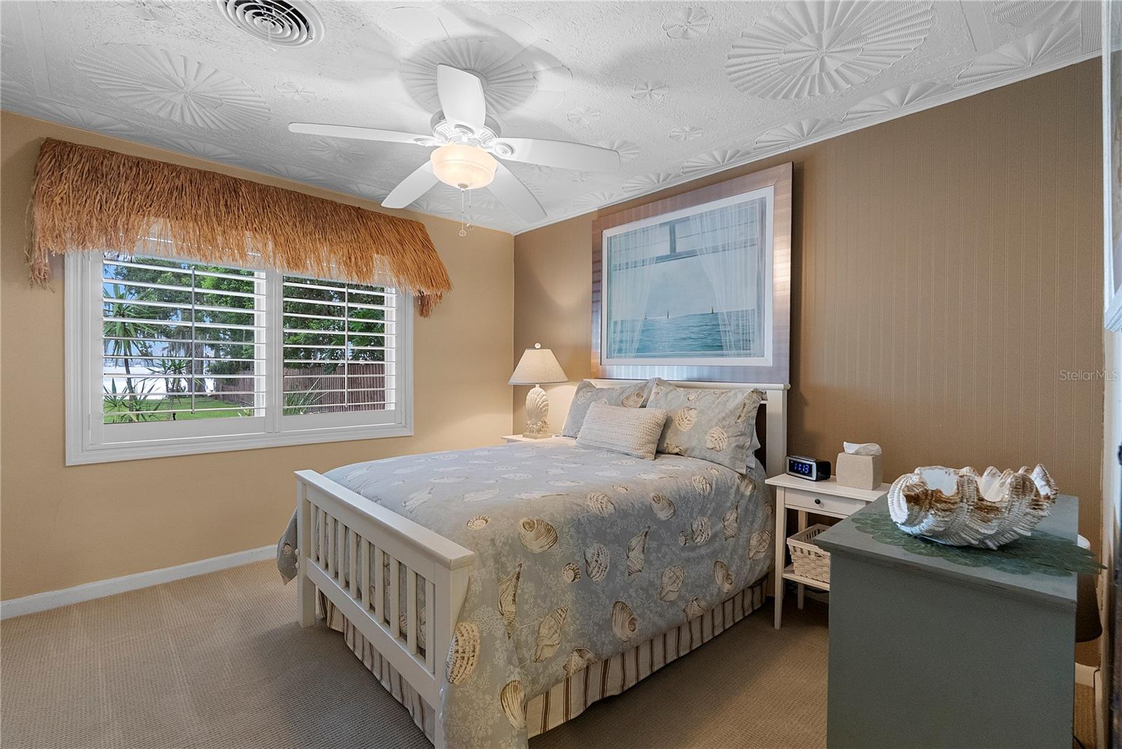 2622 LAKE HOWELL LN