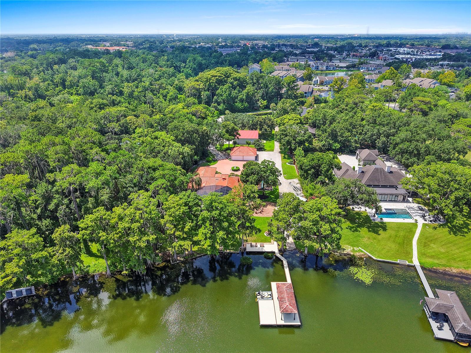 2622 LAKE HOWELL LN