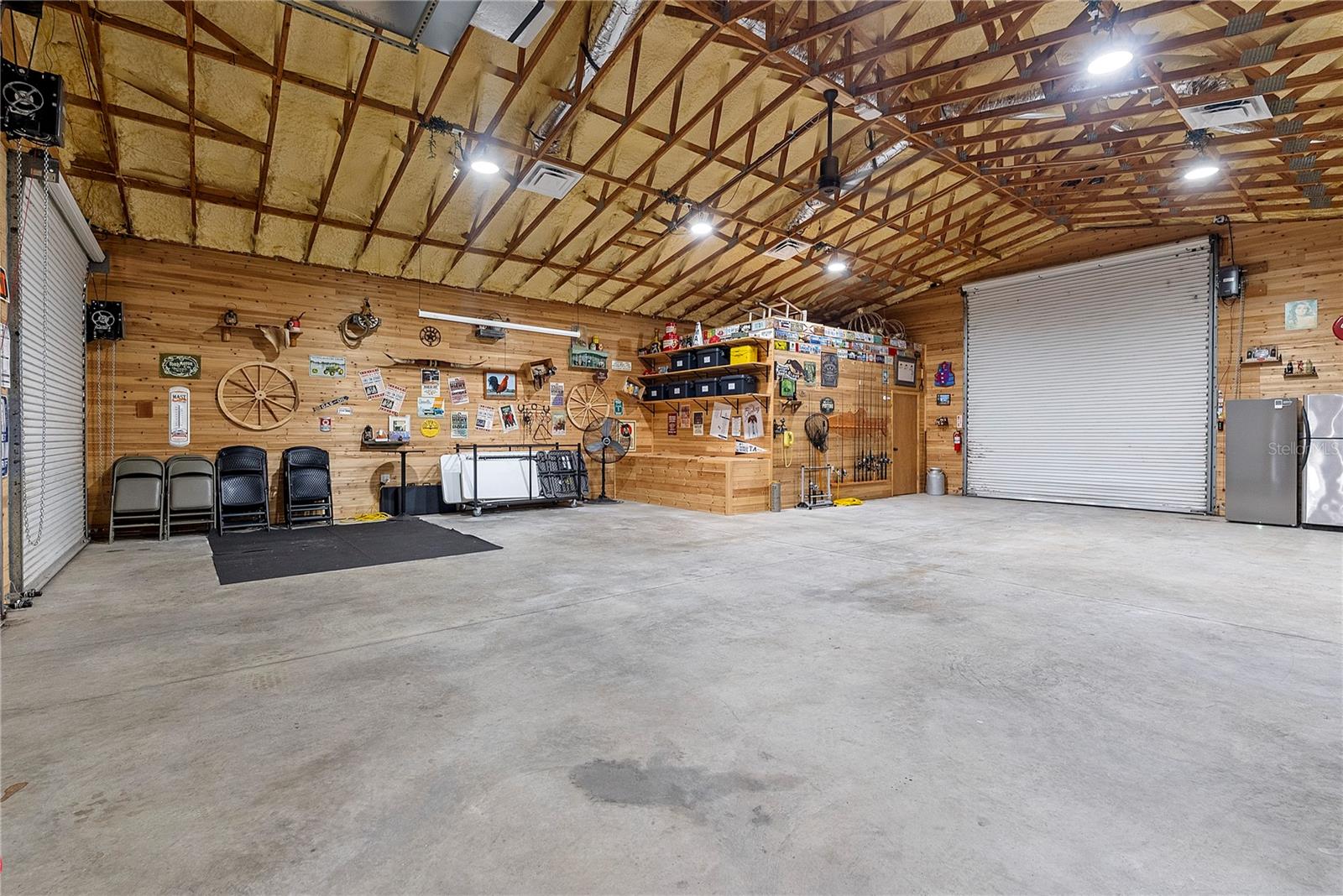 2622 LAKE HOWELL LN