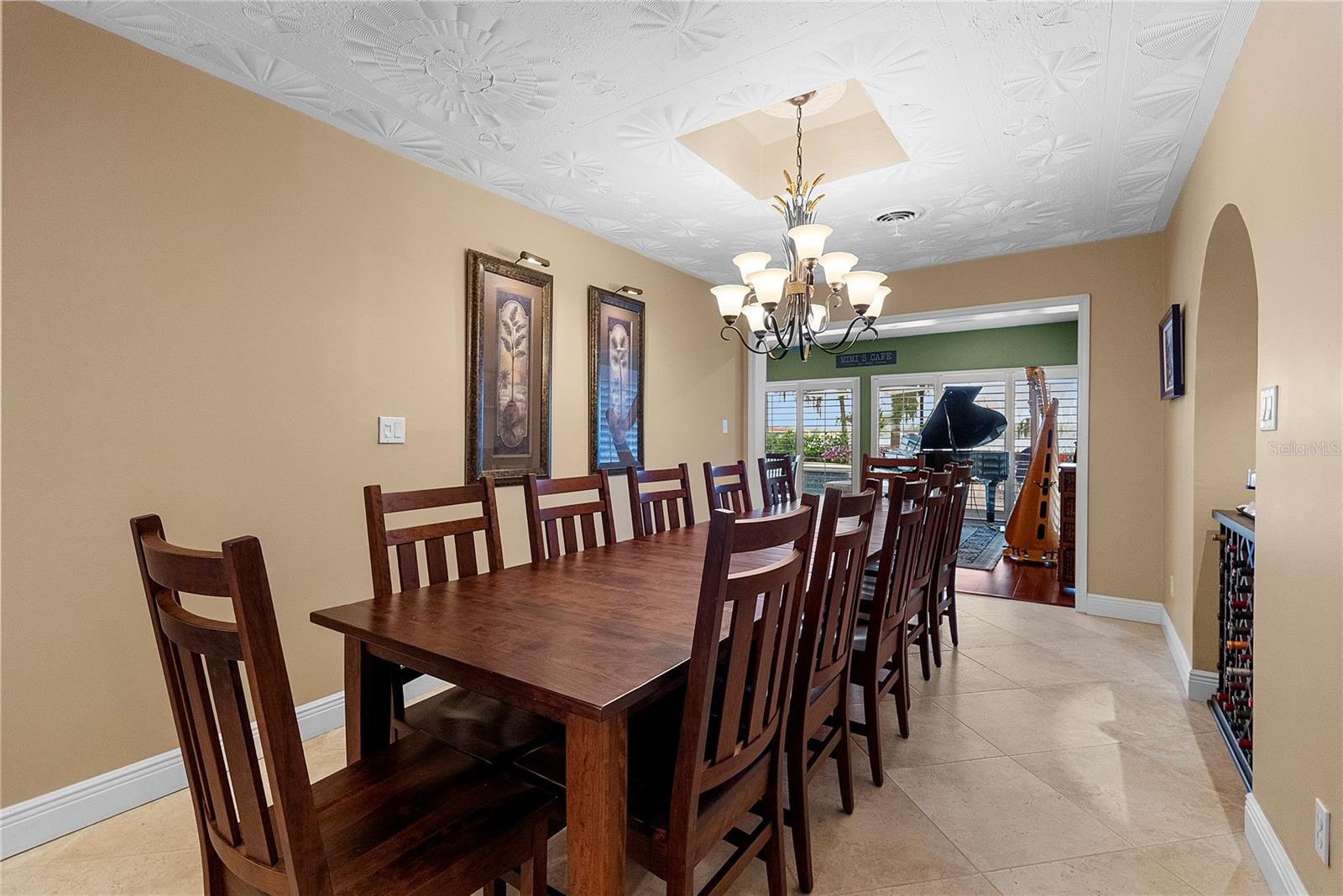2622 LAKE HOWELL LN