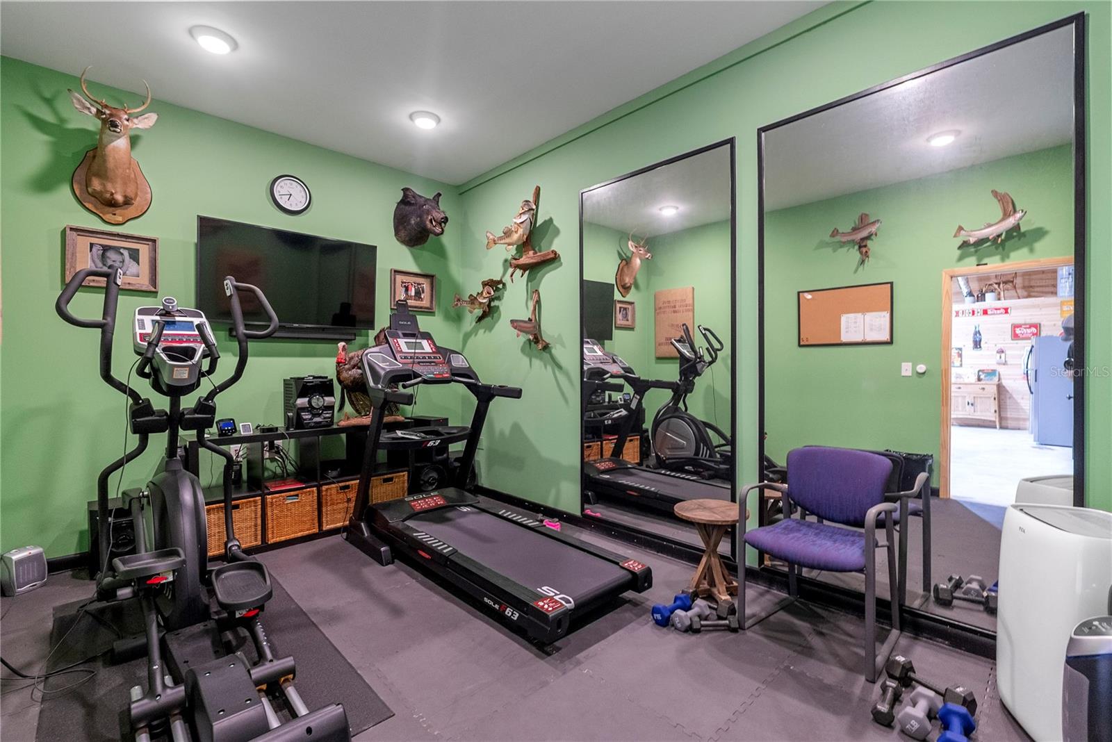 2622 LAKE HOWELL LN