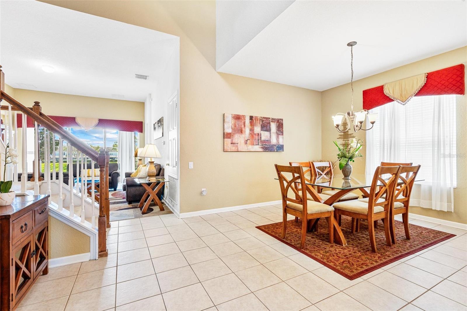 7795 BASNETT CIR