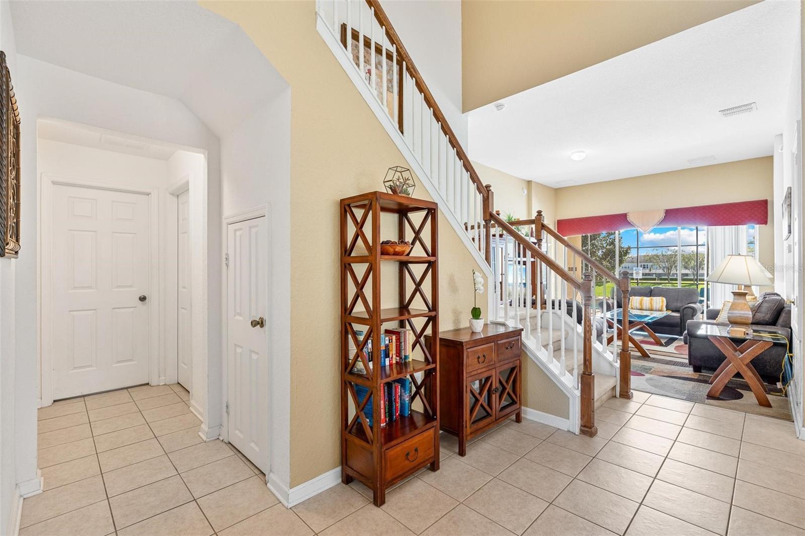 7795 BASNETT CIR