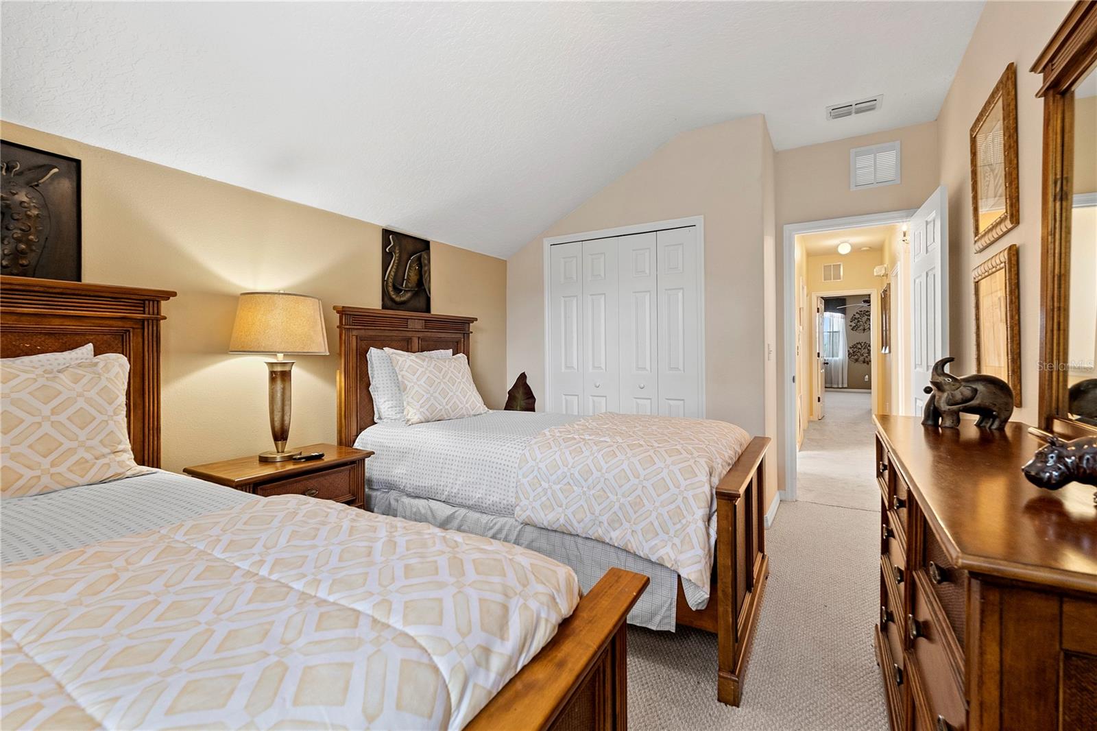 358 LAKE DAVENPORT CIR