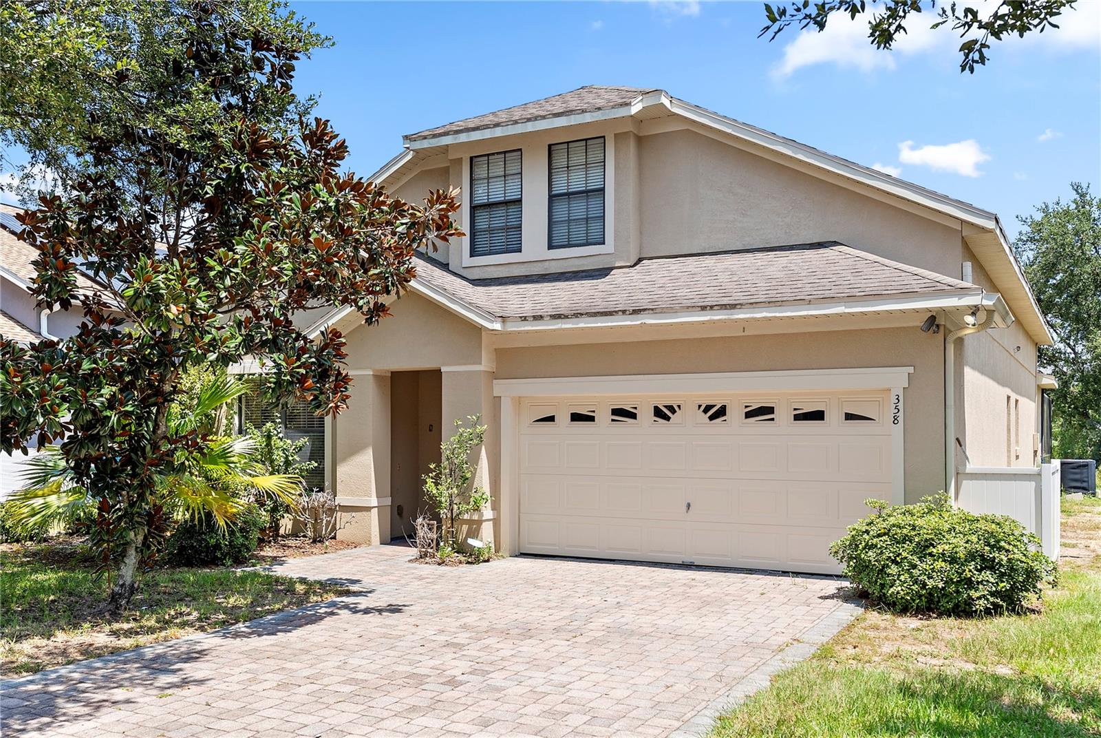 358 LAKE DAVENPORT CIR