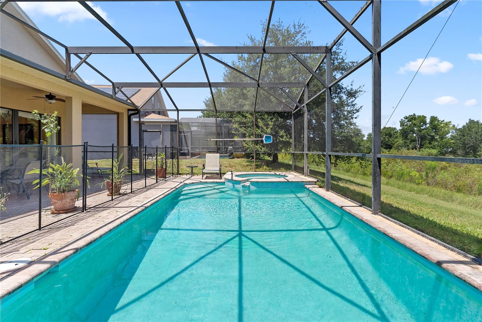 358 LAKE DAVENPORT CIR