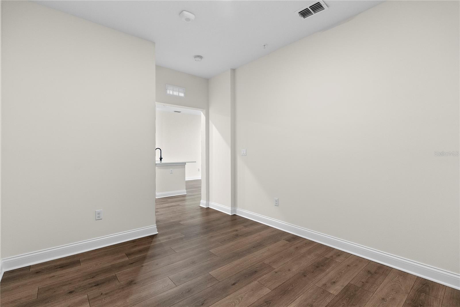 7545 LAUREATE BLVD #7404