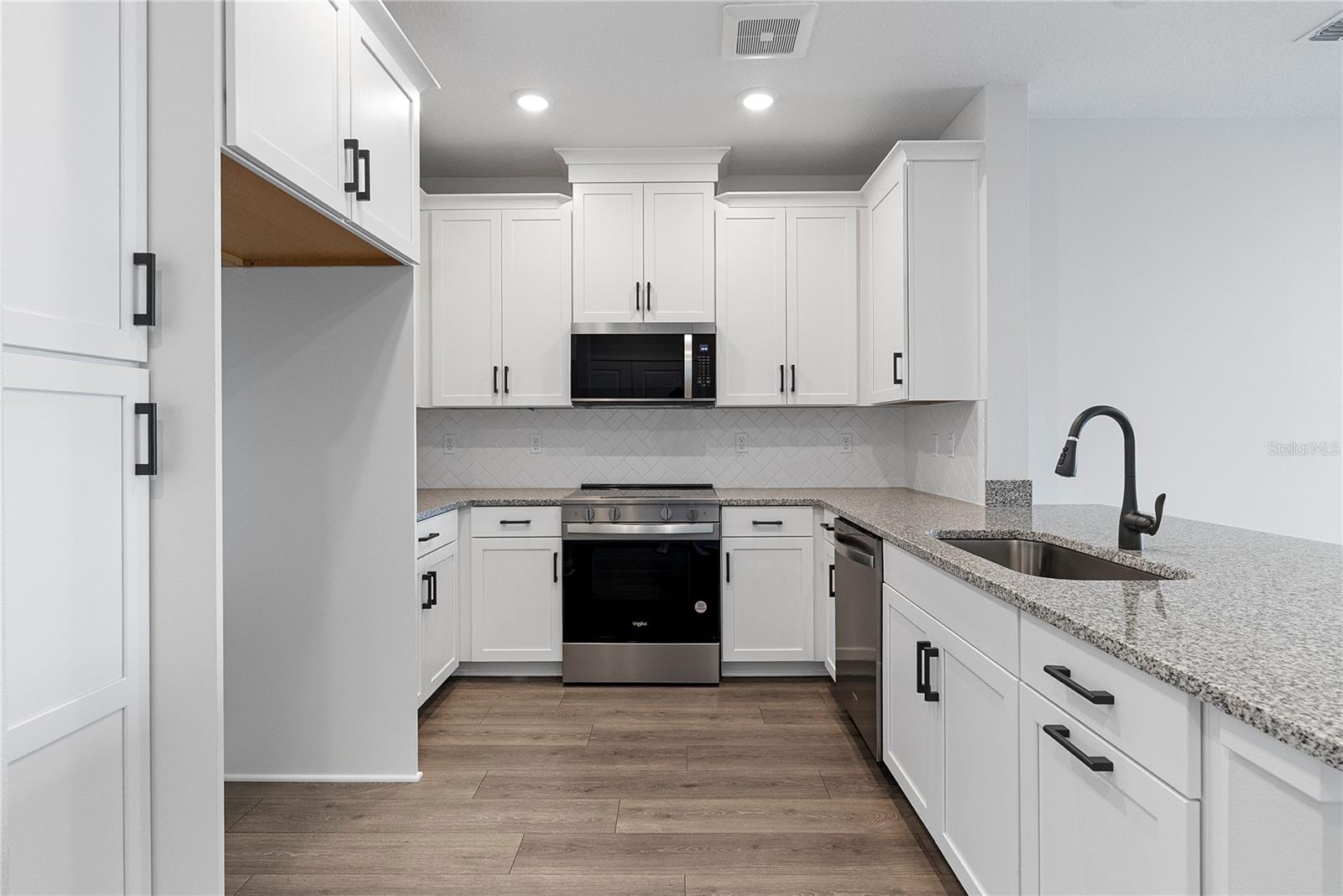 7545 LAUREATE BLVD #7408