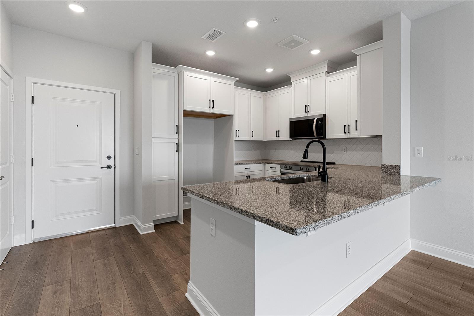 7545 LAUREATE BLVD #7408