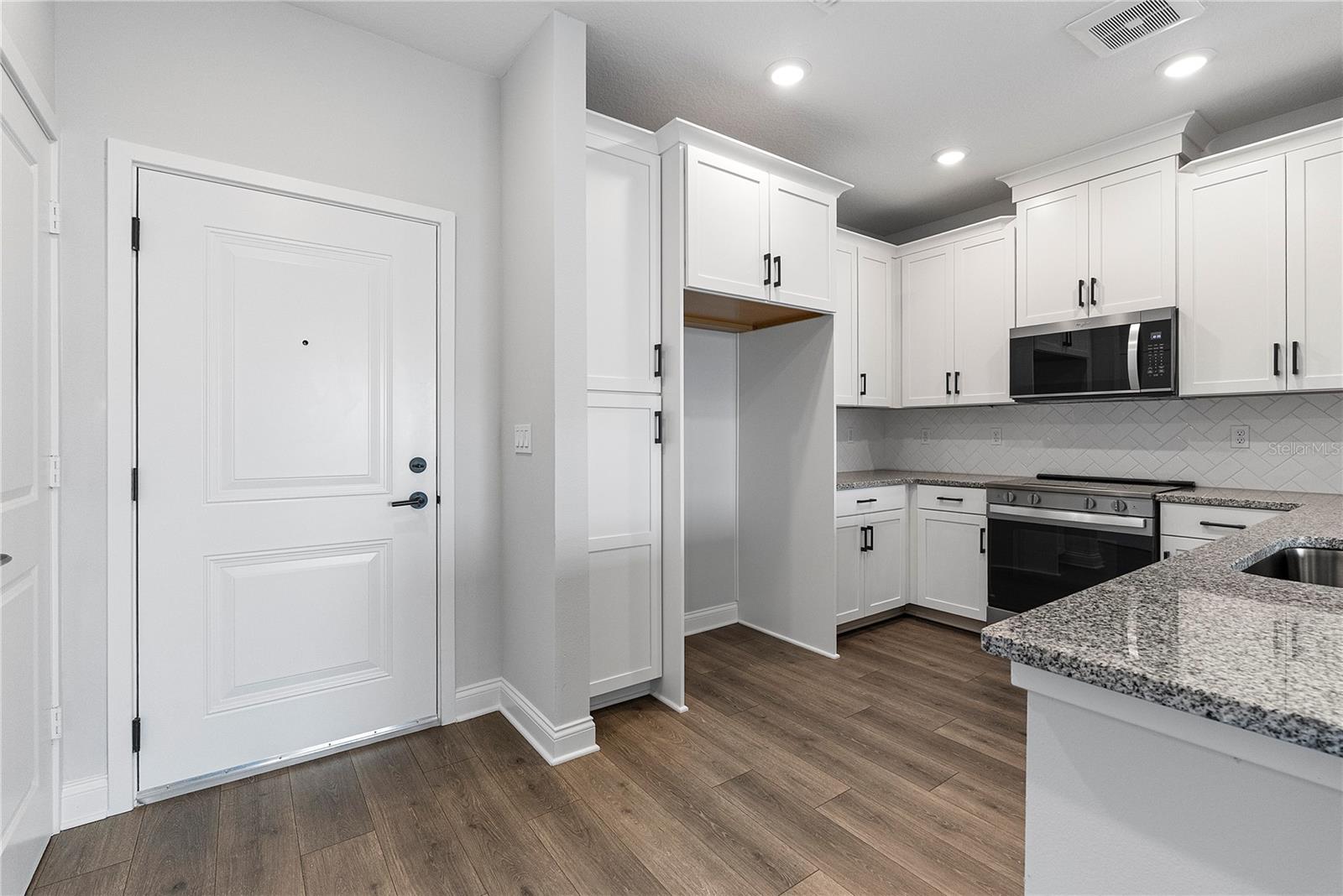 7545 LAUREATE BLVD #7408