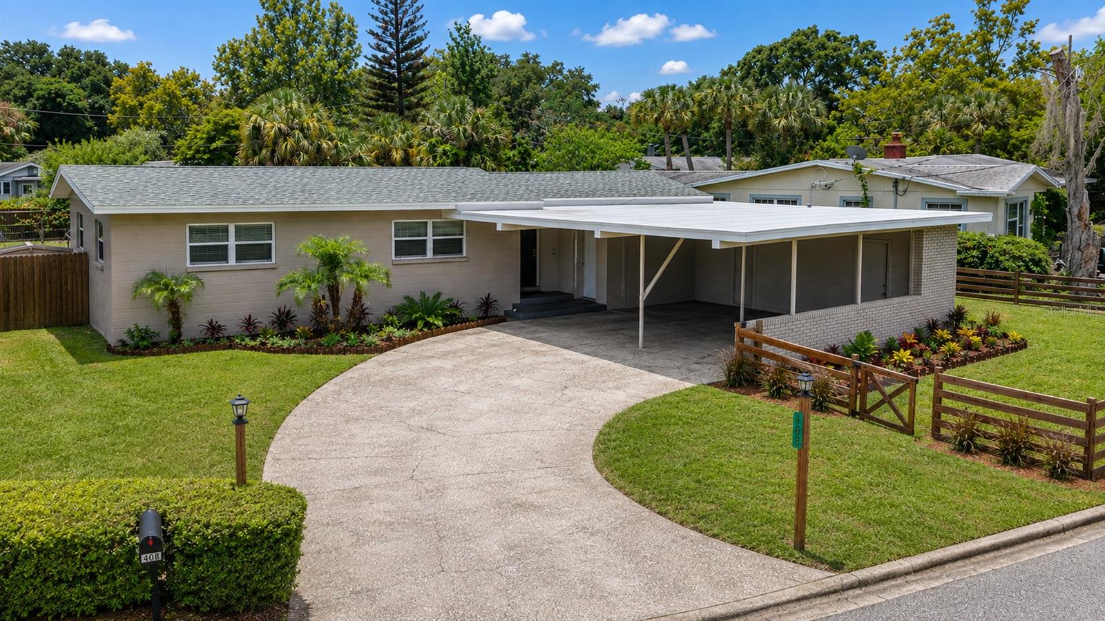 1428 MAURY RD