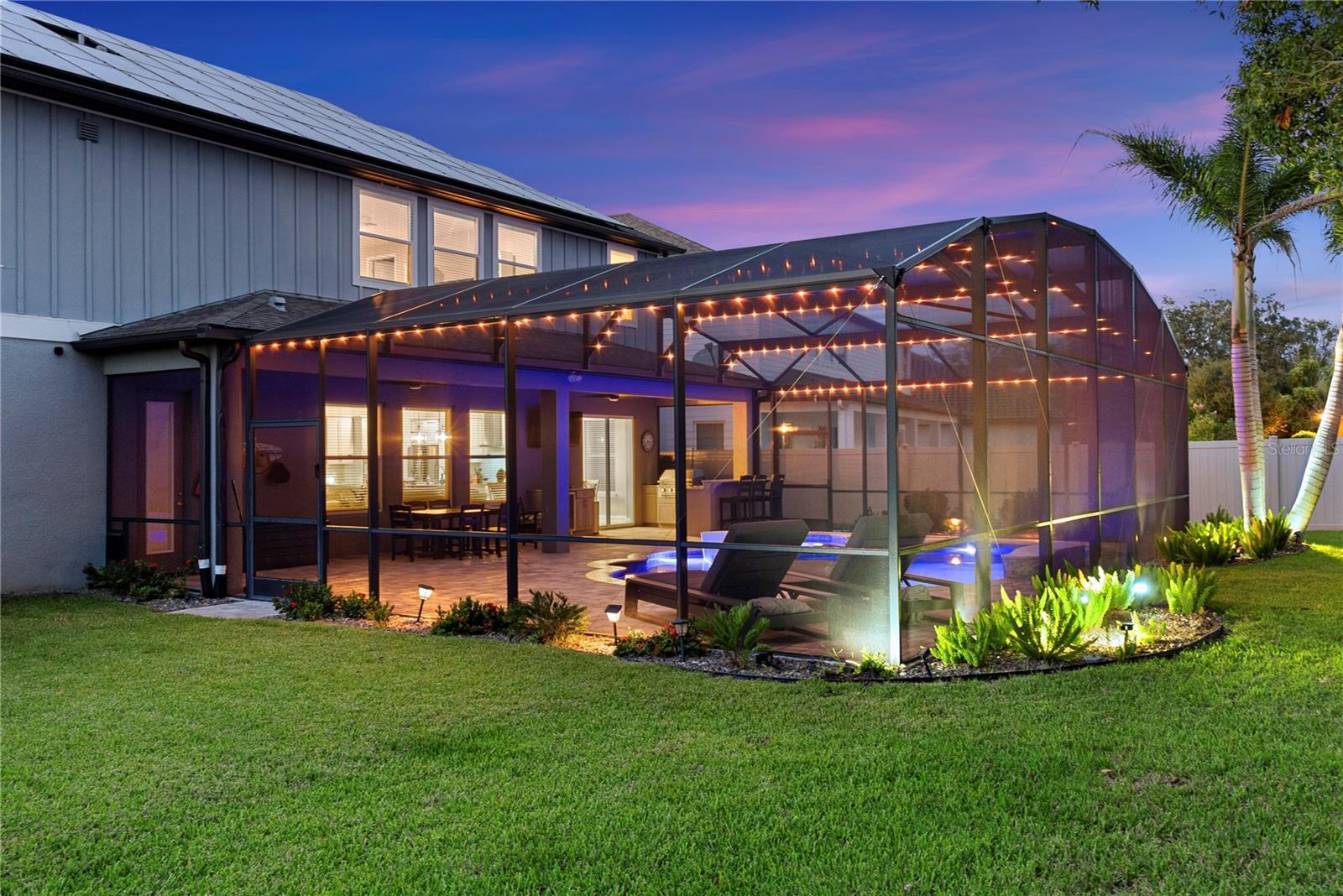 1117 WADING WATERS CIR