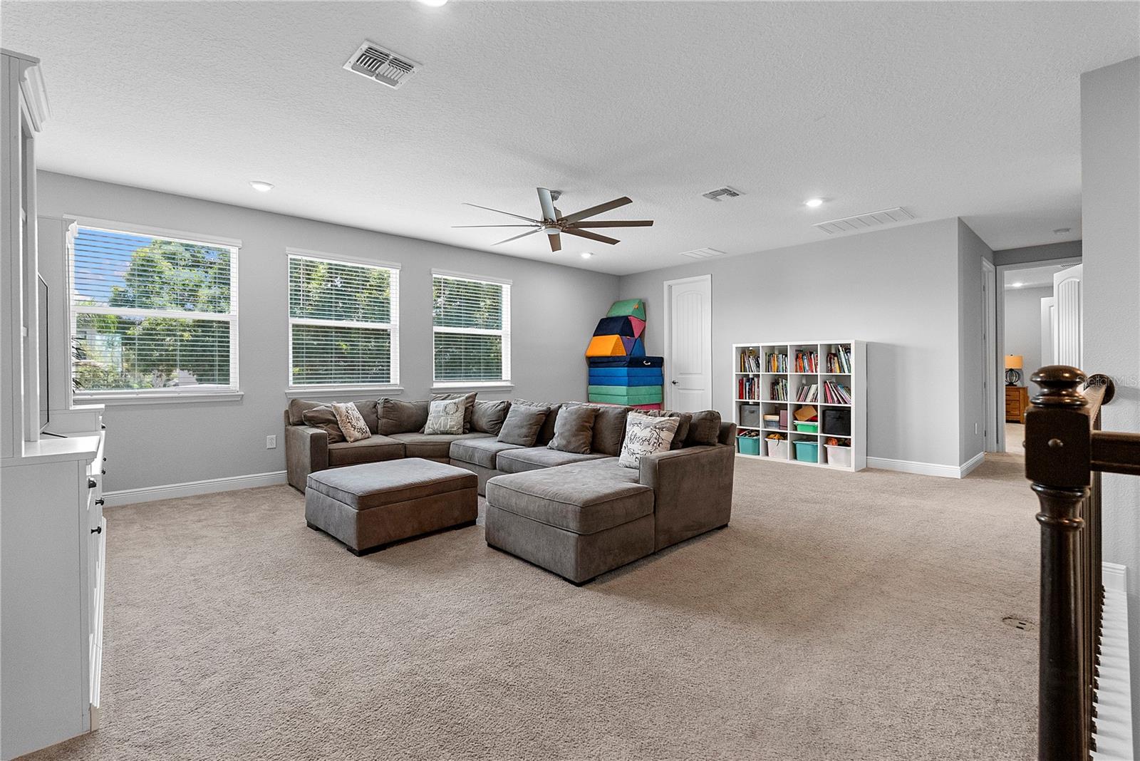 1117 WADING WATERS CIR