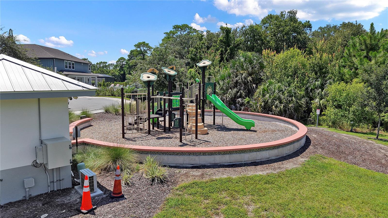 1117 WADING WATERS CIR