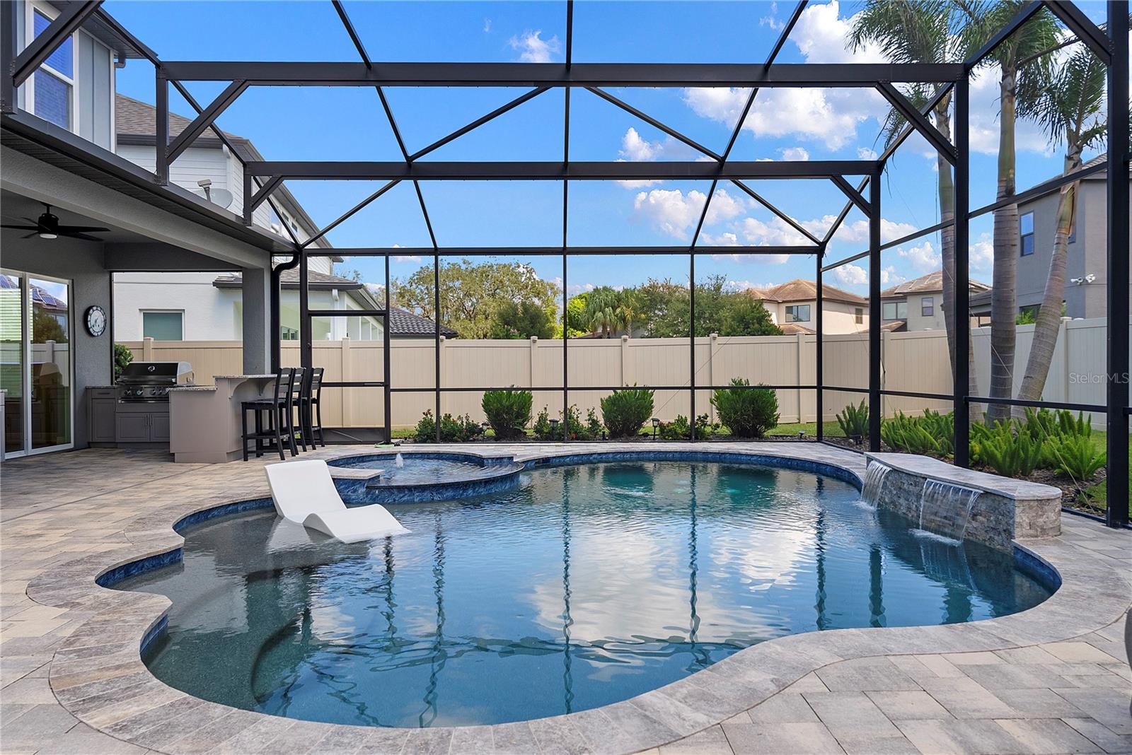 1117 WADING WATERS CIR