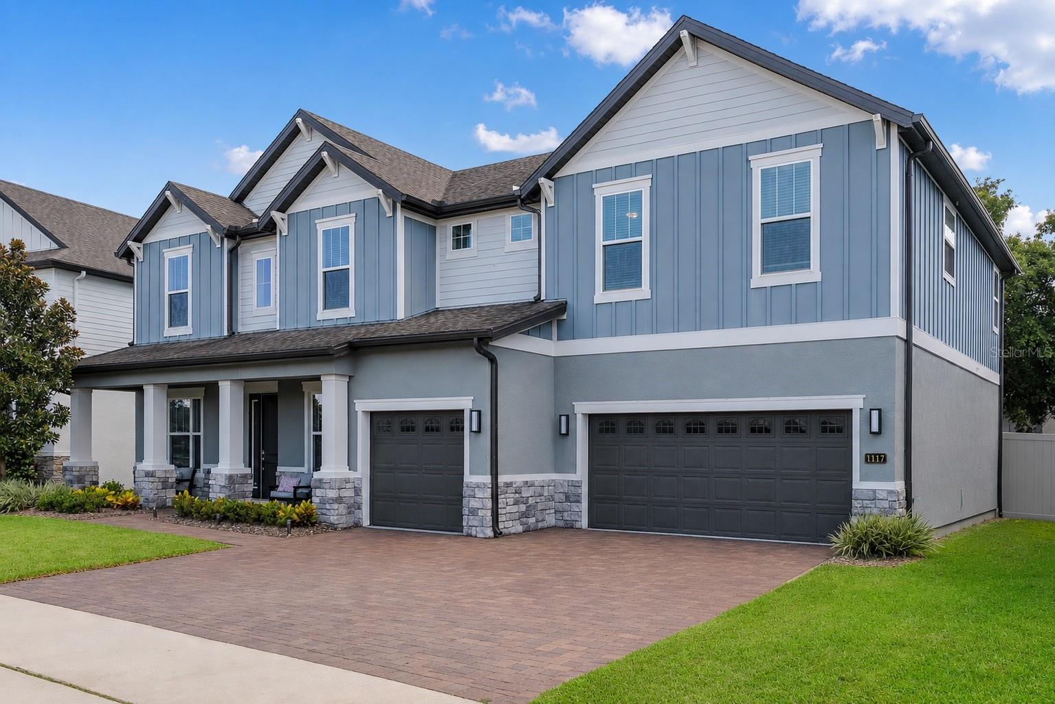 1117 WADING WATERS CIR