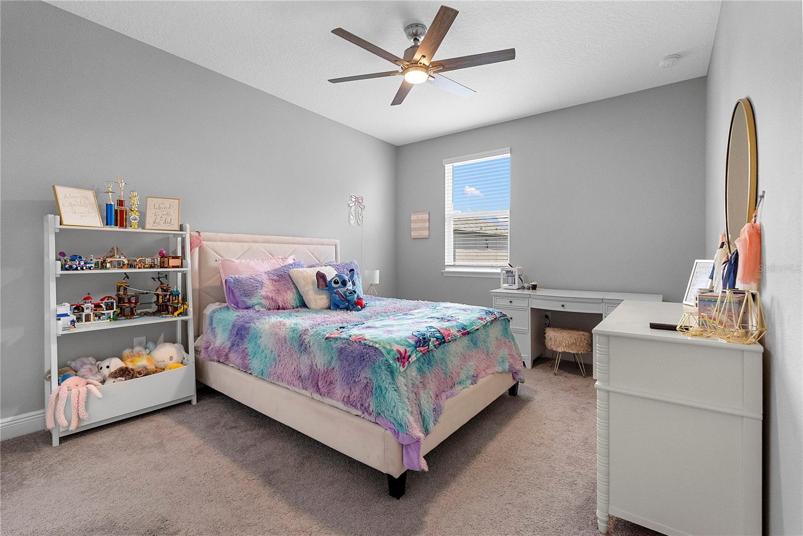 1117 WADING WATERS CIR