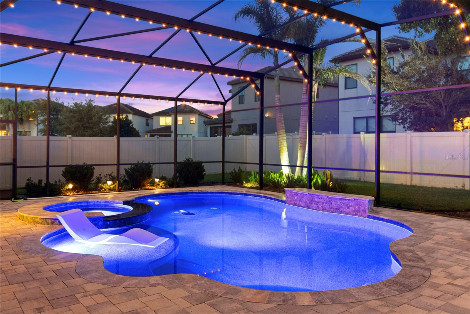 1117 WADING WATERS CIR